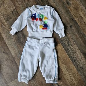 Vintage 70s 80s baby sweatshirt and jogger set by Joggles brand. 3-6M